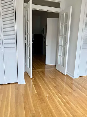 Rented by MQ Realty LLC | media 19