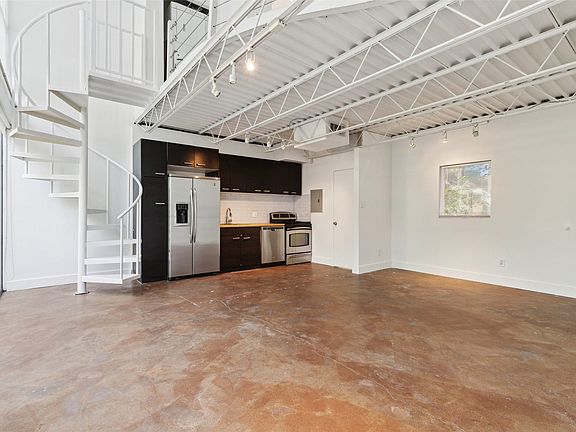 4th image of 4239 Holland Ave APT A