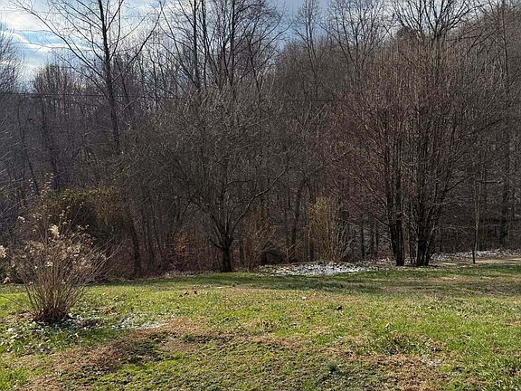 4th image of 1240 Finger Board Rd