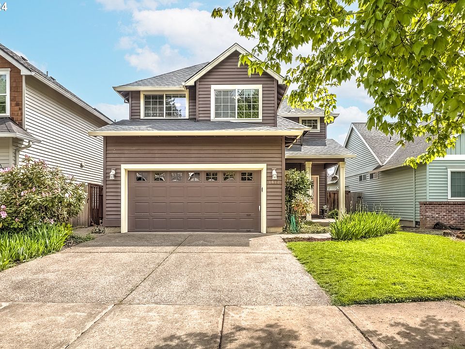 1st image of 1612 NE Parkside Dr