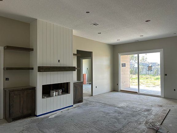 3rd image of 4430 N Sunny Cir