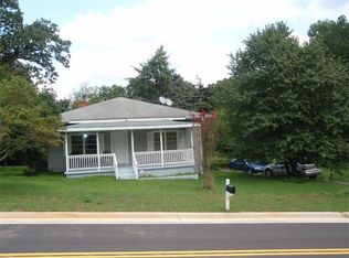 1673 Osborne Dr, Norcross, GA 30093