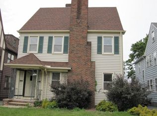 16815 Kenyon Rd, Shaker Heights, OH 44120