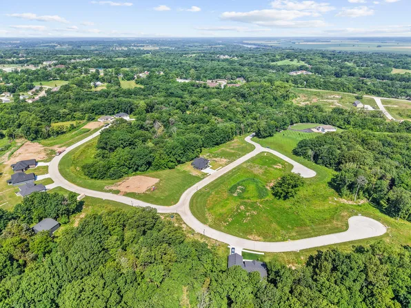 252 Boone Poin, Boonville, MO 65233