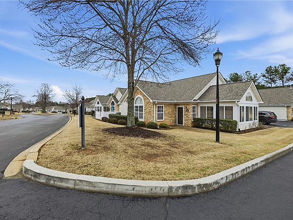 2nd image of 161 Life Style Ln