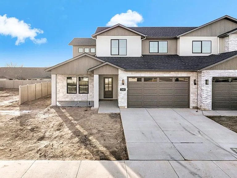 541 Canyon Falls Dr — Photo 50