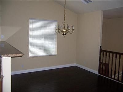 4th image of 412 East St