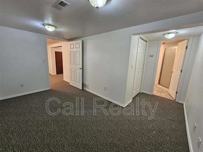 1603 E Lacrosse Ave — Photo 14