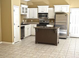 738 Sedona Pines Dr, Baton Rouge, LA 70816