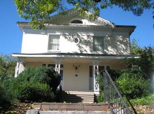 22 S Coalter St, Staunton, VA 24401