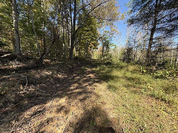 4th image of Mount Helen Rd