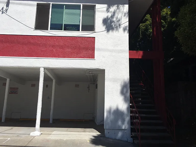 2009 McGee Ave #6 — Photo 12
