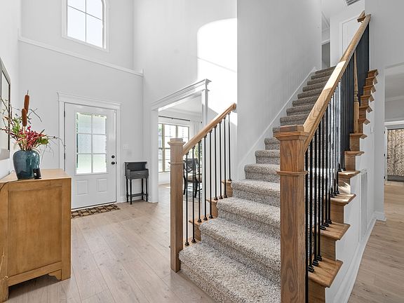 5th image of 1030 Brightwood Ct