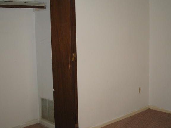 2nd image of 517 Minnesota St