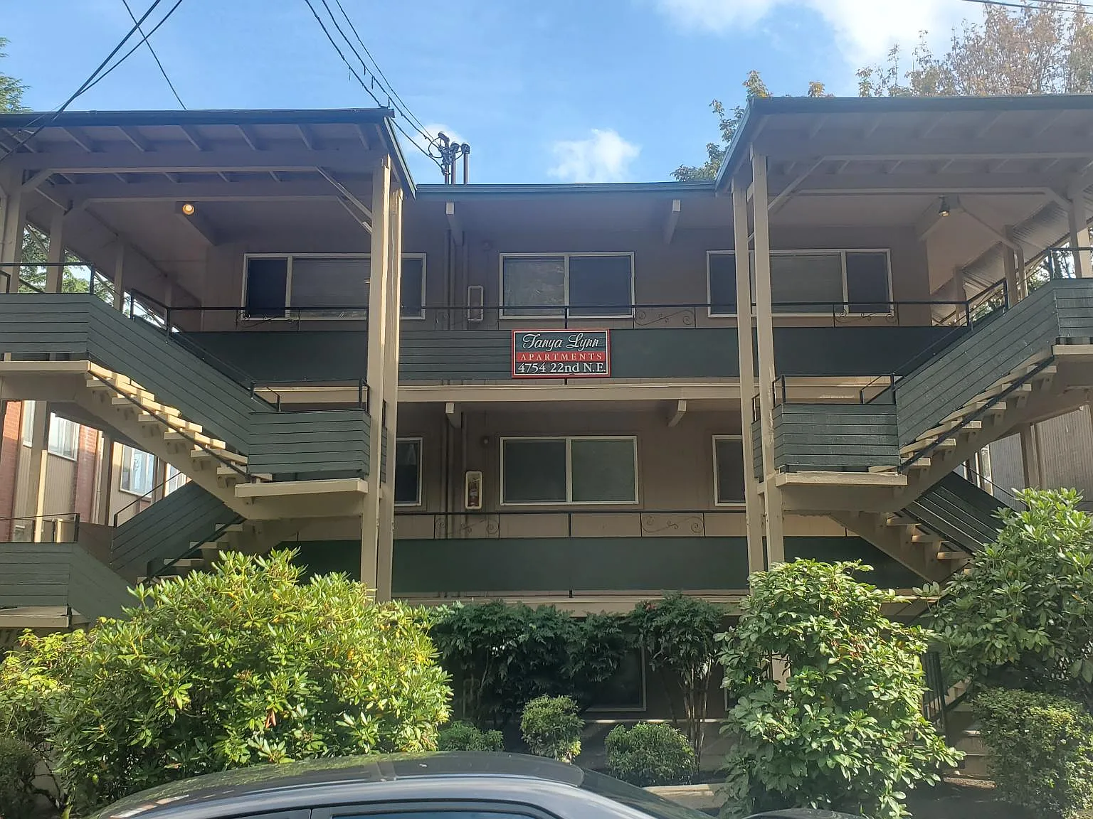 2 bed, 745 sqft, $2,025 — Photo 1
