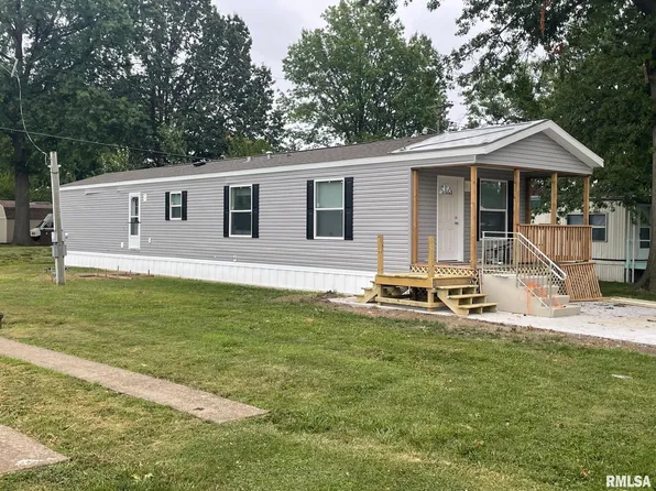 7 Bailey Park, Taylorville, IL 62568