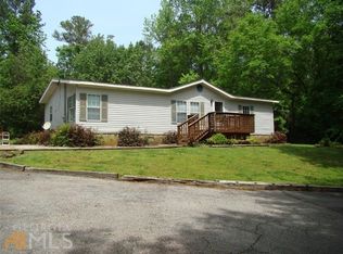 45 Peachtree Lake Dr, Sharpsburg, GA 30277
