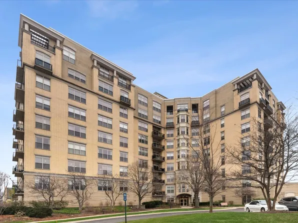 3535 Patten Rd APT 6G, Highland Park, IL 60035