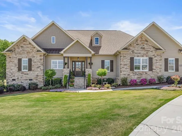 2463 Bridle Ct, Lincolnton, NC 28092