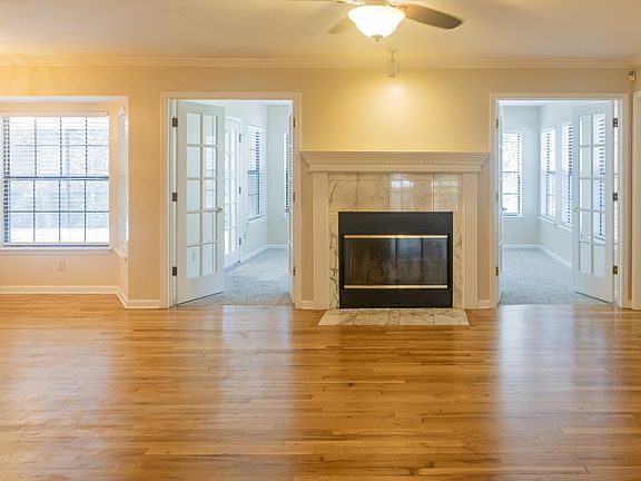 5th image of 2050 Grove Bluff Rd