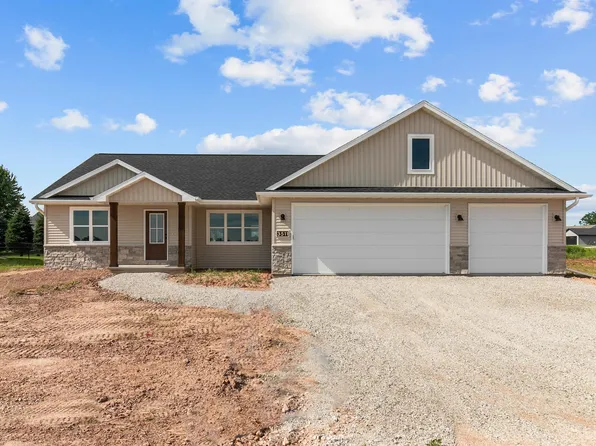 3511 Ridgecrest Ln, Kaukauna, WI 54130
