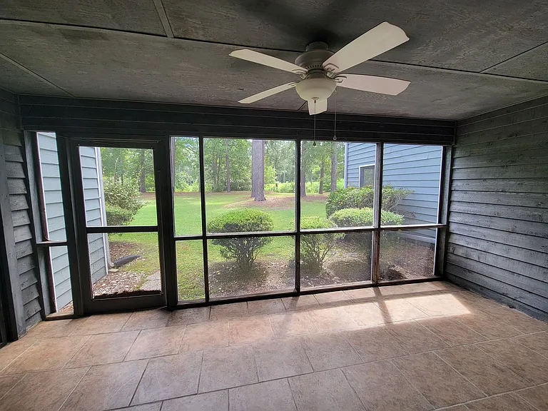 702 Azalea Dr #483 — Photo 9