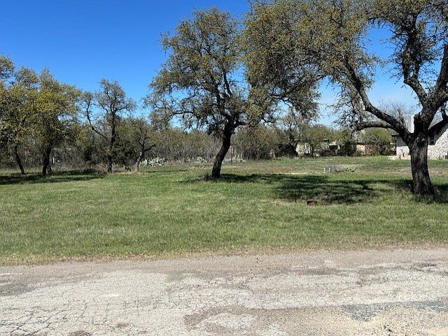 2nd image of 0 W Uvalde St