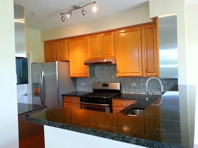 2834 N Greenwood Ave — Photo 7