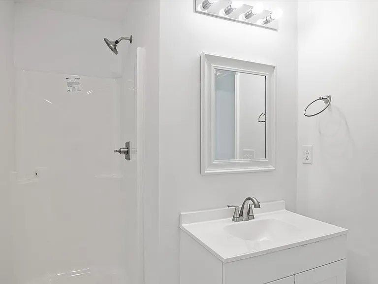 605 Hatcher Ln — Photo 18