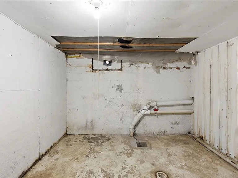 5 Peter St #1 — Photo 25