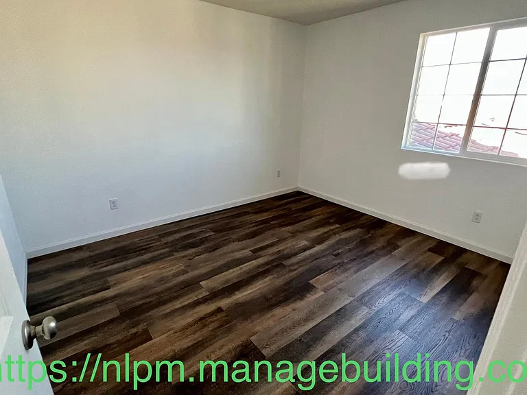 13328 Hyacinth Ct — Photo 19