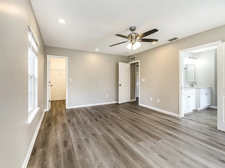 7053 Civic Club Dr — Photo 12