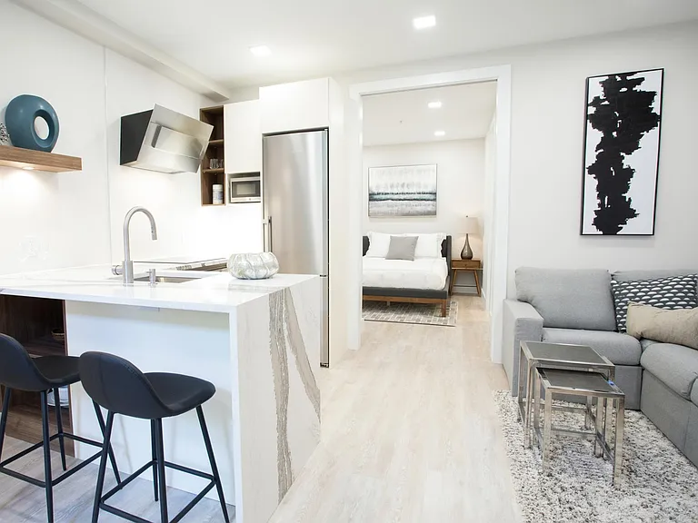 1819 Vernon St NW #1 — Photo 5