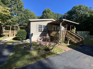 1328 S Bear Creek Rd, Dickson, TN 37055
