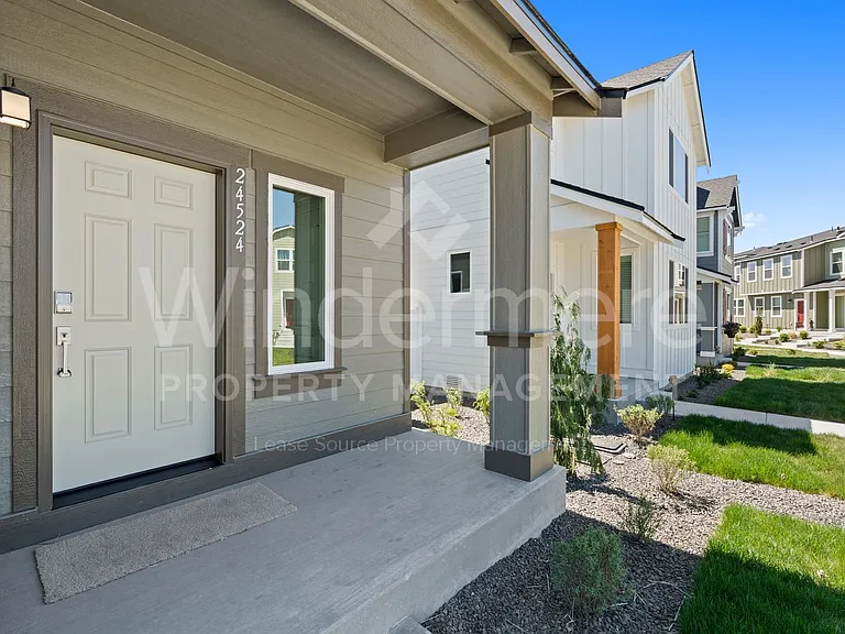 24524 E Short Tail Ln — Photo 10
