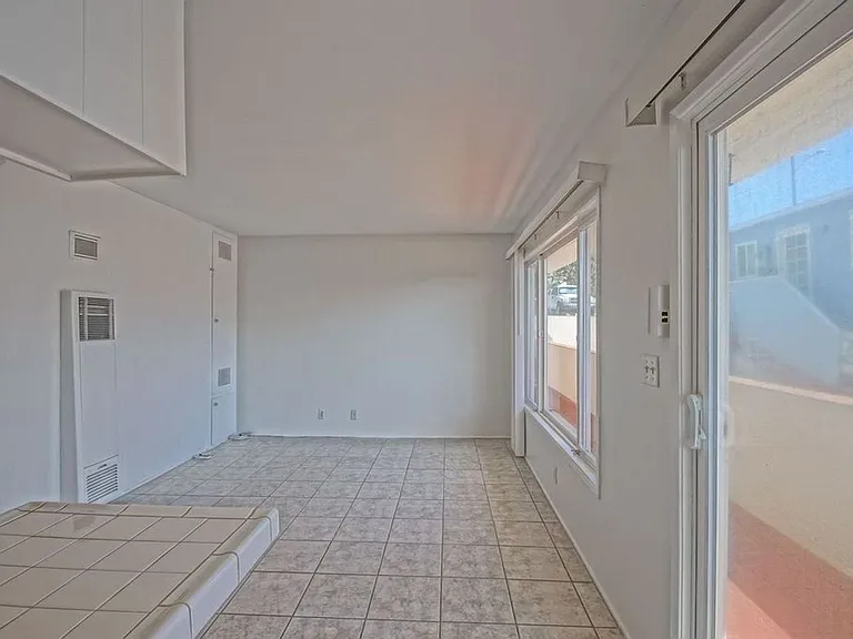 3814 Highland Ave — Photo 4