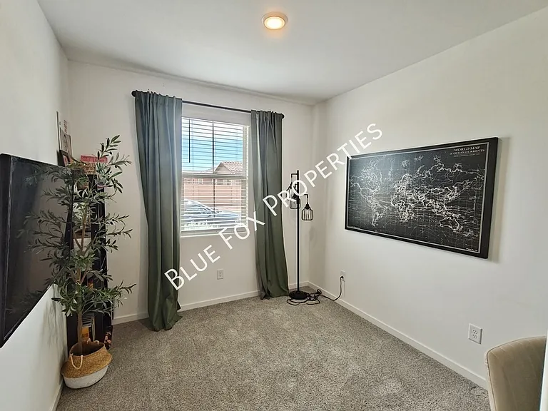 34924 S Stargazer Ave — Photo 2