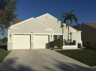 23000 Floralwood Ln, Boca Raton, FL 33433