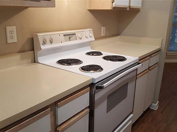 4th image of 6000 Shepherd Mountain Cv Unit 1602