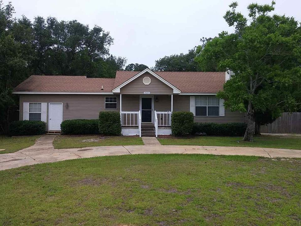 1st image of 2033 Salamanca St