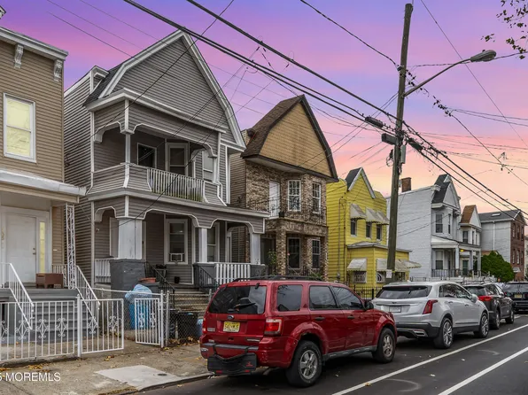107 Bidwell Avenue, Jersey City, NJ 07305