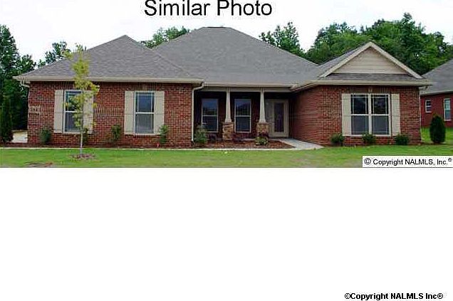 1st image of 2611 Park Hampton Dr