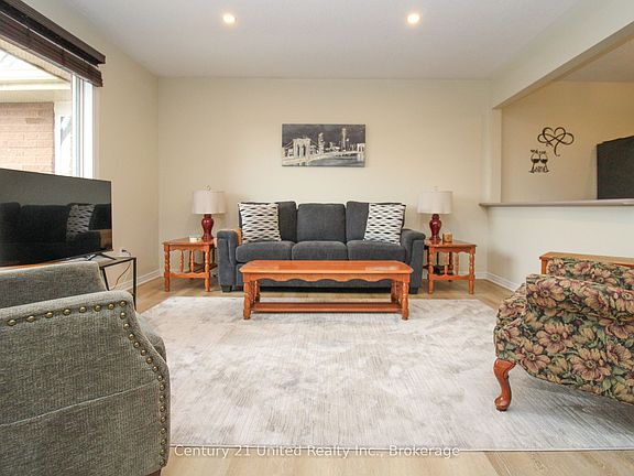 4th image of 1110 Clonsilla Ave #204