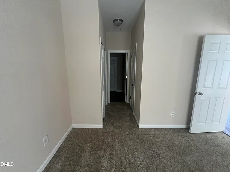 1221 Claret Ln — Photo 8