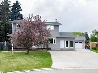 1978 Avondale Ct, Strathcona County, AB T8A 0X9