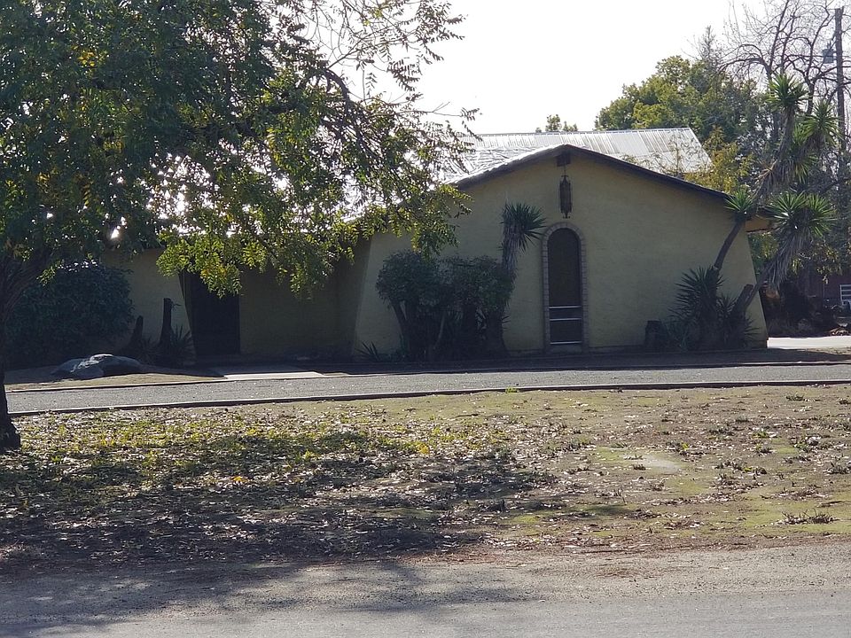 1st image of 2761 E Goshen Ave