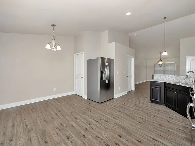 130 Tybee Dr — Photo 15