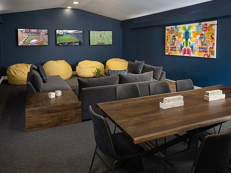 Multi-media entertainment lounge