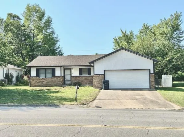 121 Taylor Rd, Independence, KS 67301