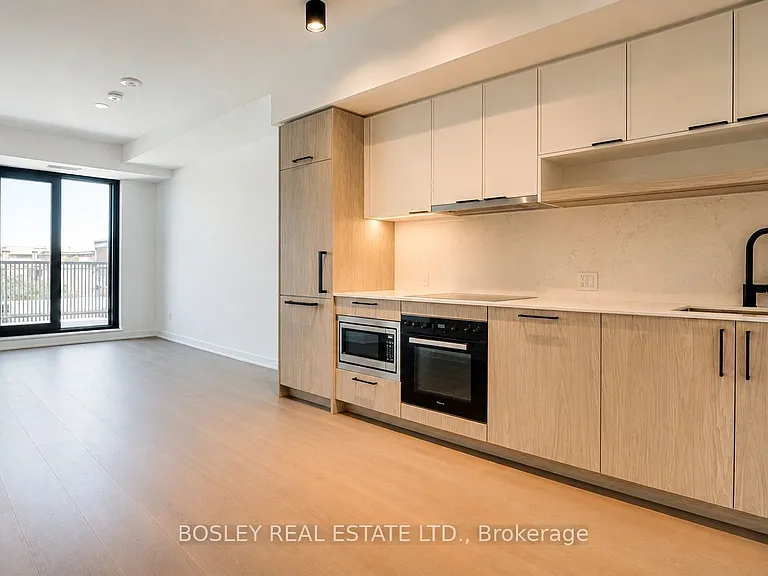 91 Montclair Ave #812 — Photo 10